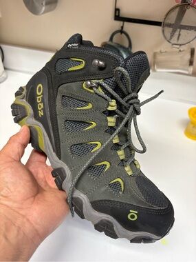 Men’s boots sz 9.5 MEN'S SAWTOOTH II MID WATERPROOF excellent condition